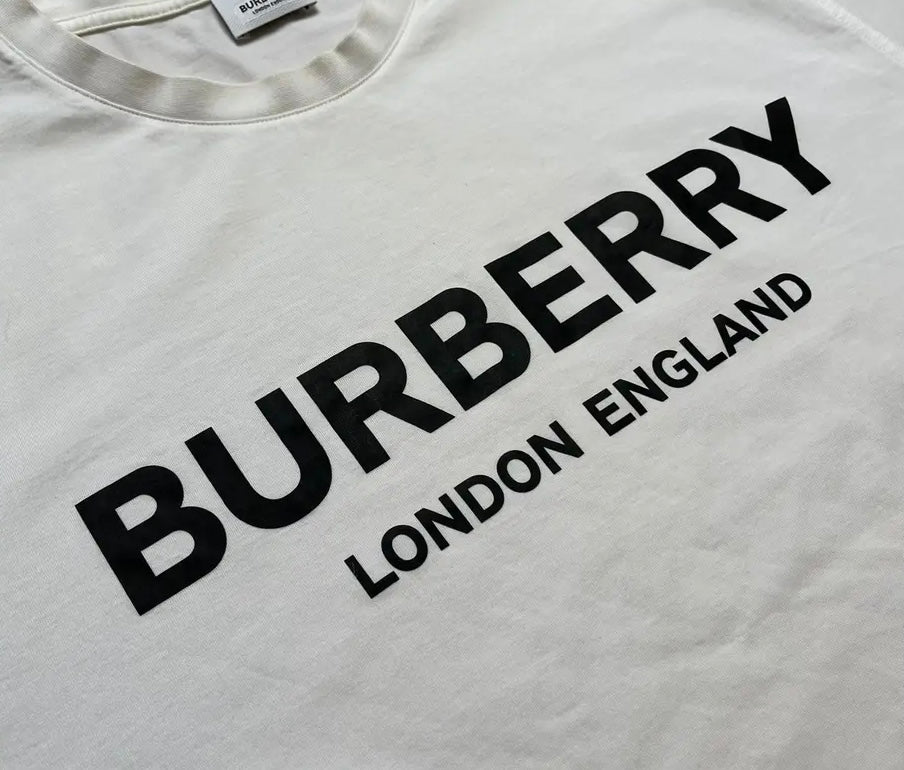 BURBERRY – Logo Print T-Shirt